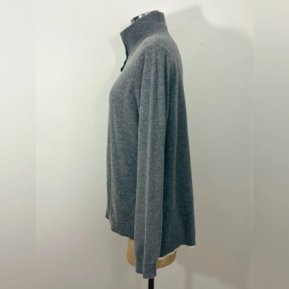 In Cashmere Women's Button-Up Cardigan Sweater in Gray, Size Xl - Picture 3 of 10